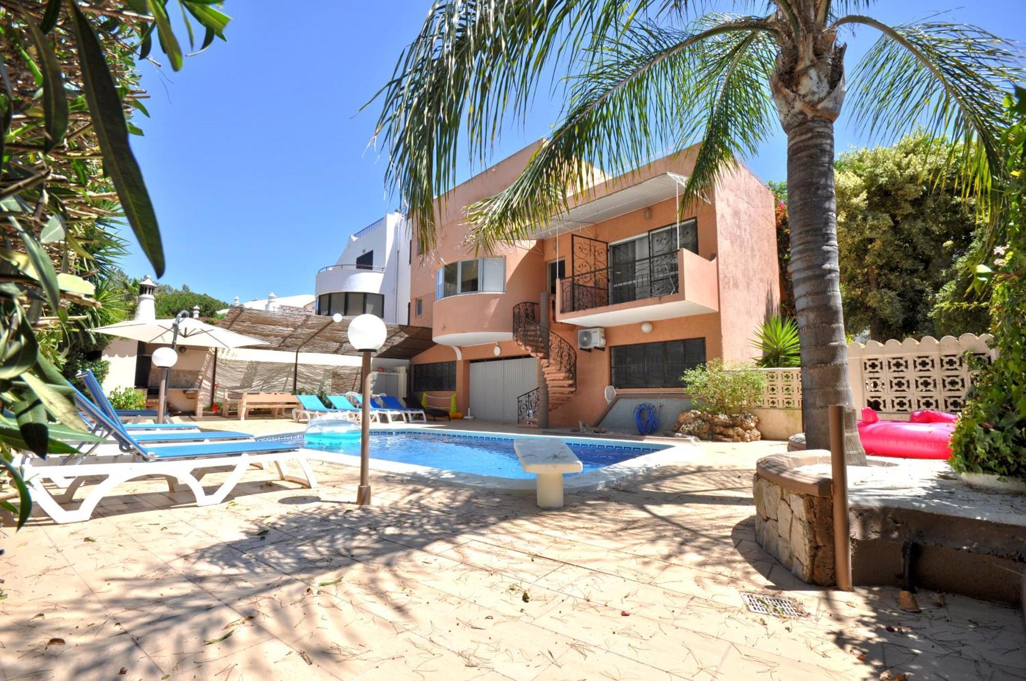 Walking Distance To The Centre - Snooker Table - Private Pool - 5 Bedrooms Quarteira Buitenkant foto